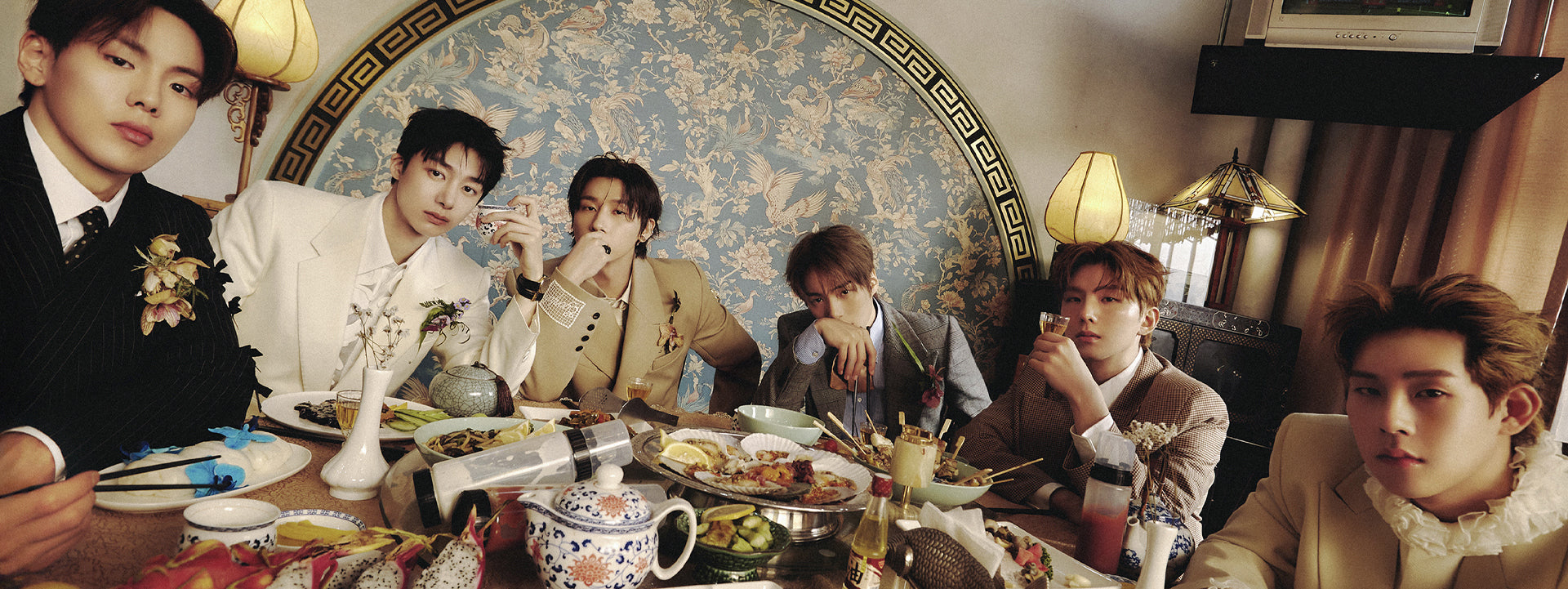 MONSTA X